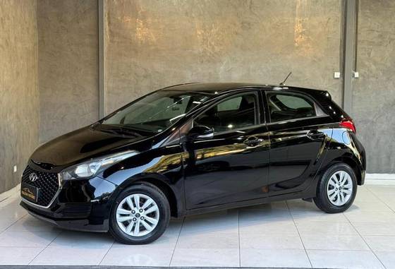 HYUNDAI HB20 1.0 COMFORT 12V FLEX 4P MANUAL